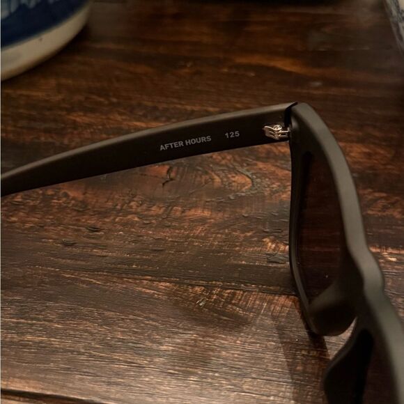 Quay After Hours Sunglasses⭐️